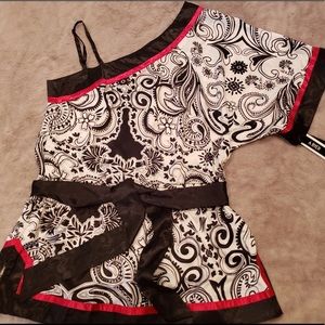 One-Shoulder Top with Strap ♠️ Medium ♦️NWT